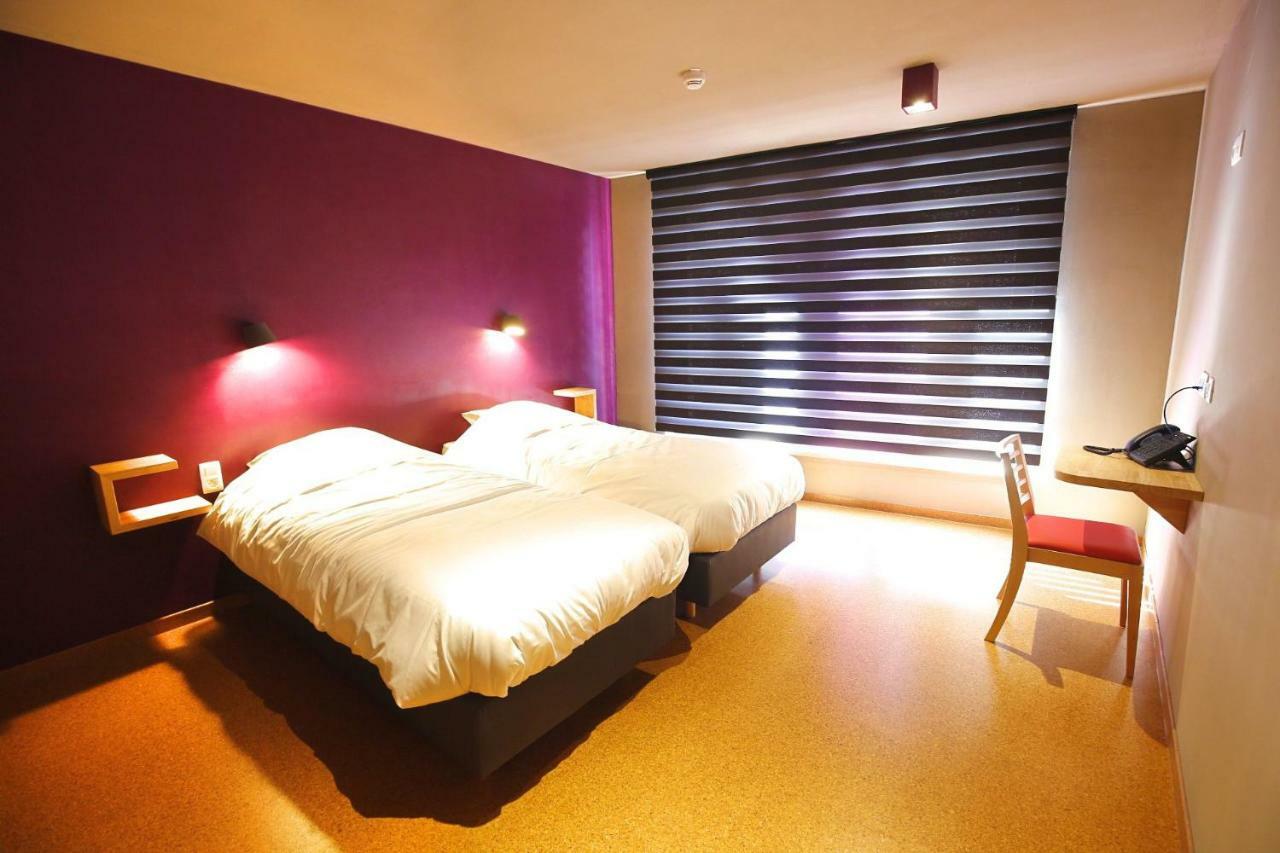 O Chomiere Hotel Stavelot Exterior photo