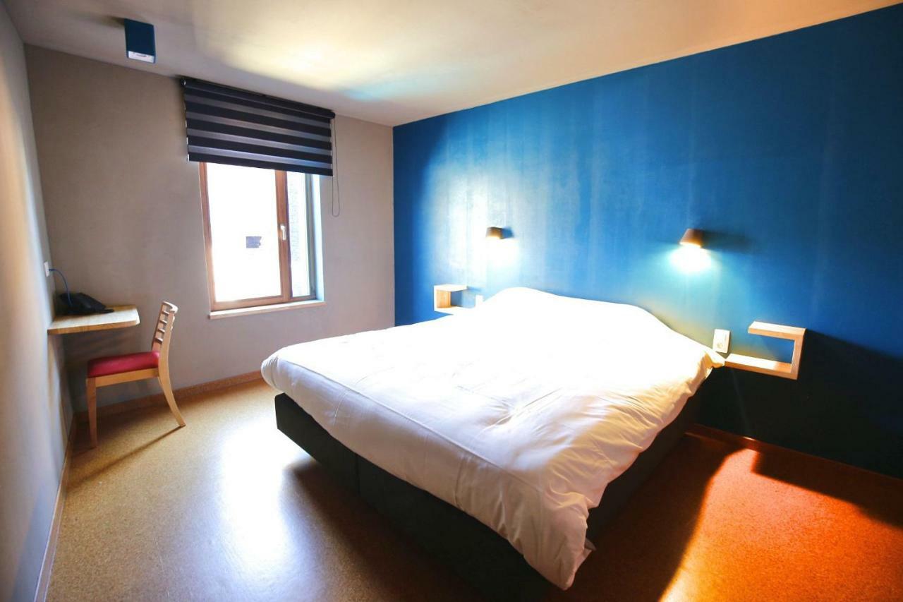 O Chomiere Hotel Stavelot Exterior photo
